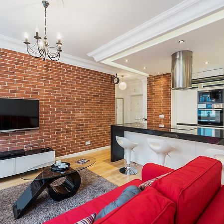 P&O Serviced Apartments Swietojanska Варшава Экстерьер фото