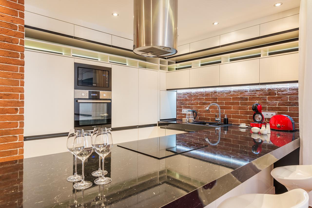 P&O Serviced Apartments Swietojanska Варшава Экстерьер фото